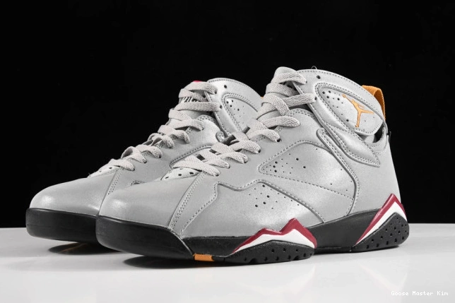 Reflective Jordan BV6281-006 Air Cardinal 7 0822